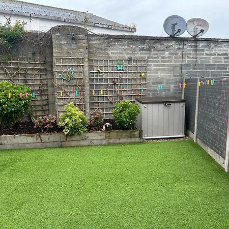 The Artane Self Catering Apartamento Dublin Exterior foto